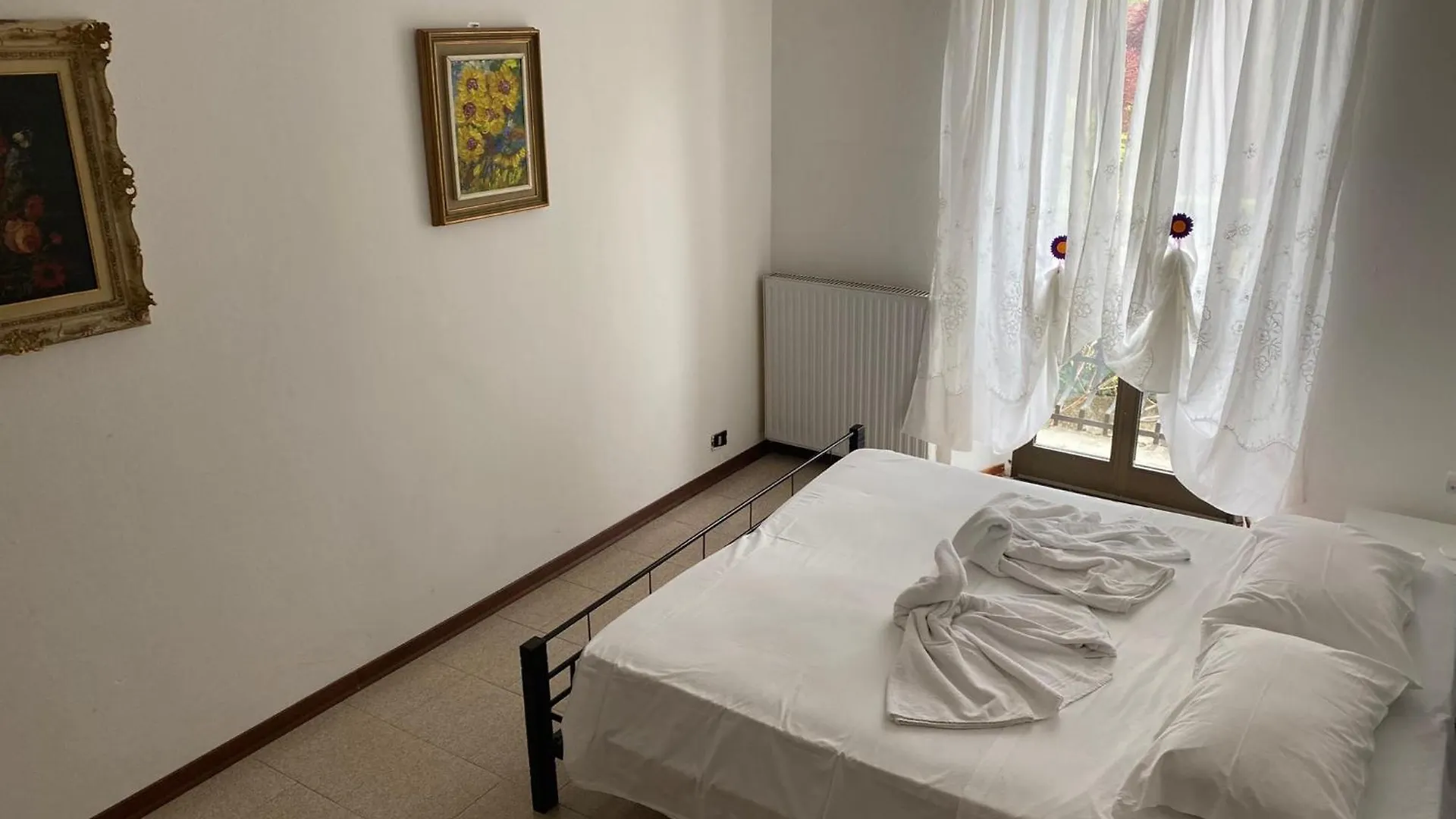 Budget- Nest 5 Beds Marzio